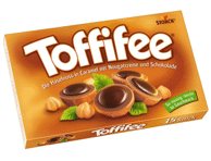 Karameliniai saldainiai TOFFIFEE su lazdynų riešutų kremu, 125 g