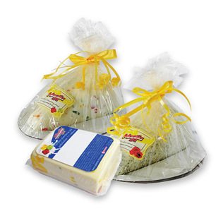 Varškės desertas arba desertinis sūris su aguonomis arba želė gabaliukais MAGIJA, 1 kg